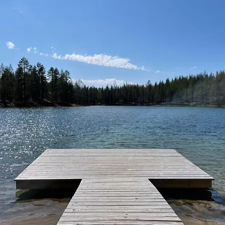 Kolmiloukon Leirintaealue 营地