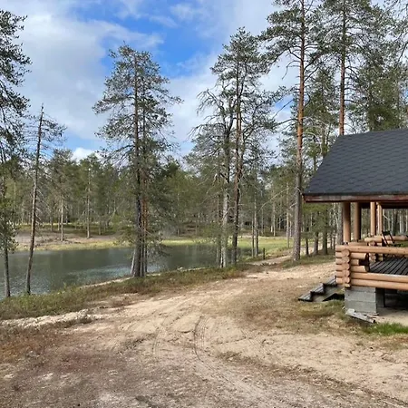 Kolmiloukon Leirintaealue * Taivalkoski