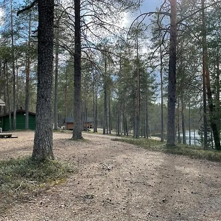 Kolmiloukon Leirintaemoekit Camping Taivalkoski