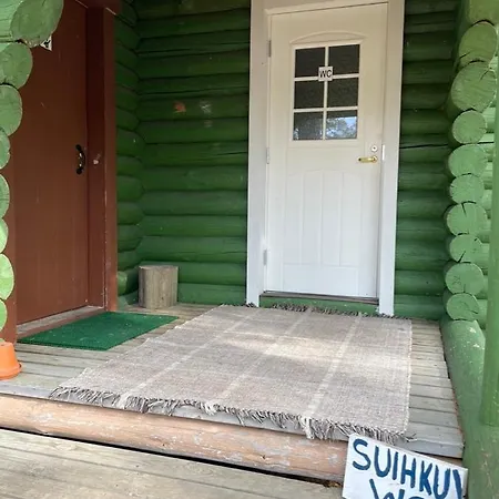 Camping Kolmiloukon Leirintaemoekit