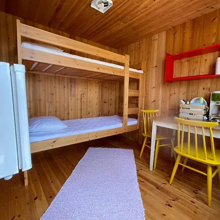 Kolmiloukon Leirintaealue Campingplads *