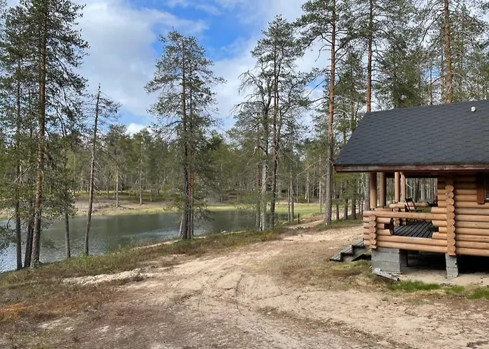 Kolmiloukon Leirintaealue * Taivalkoski